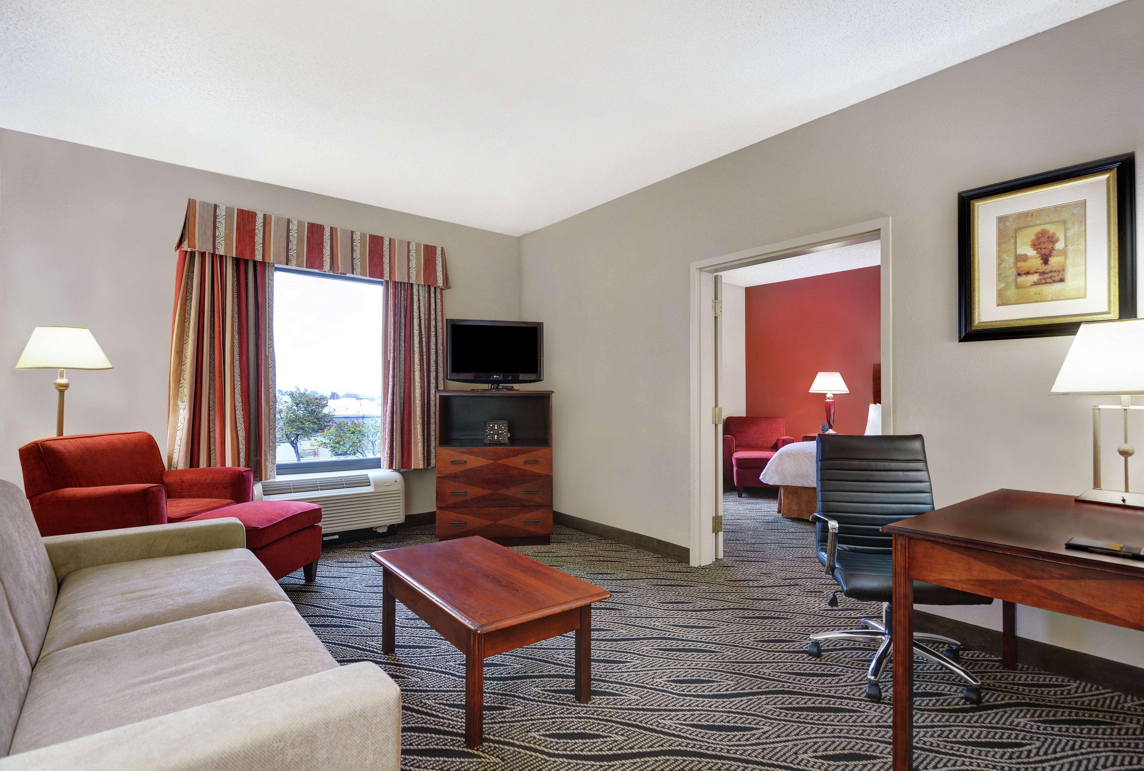 Hampton Inn Fayetteville Esterno foto