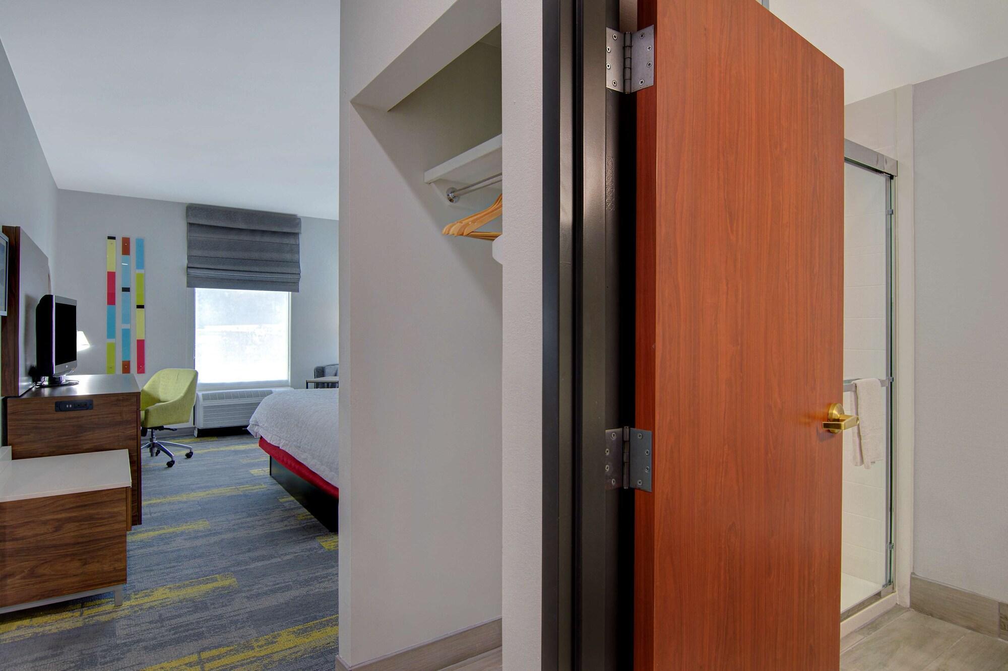 Hampton Inn Fayetteville Esterno foto