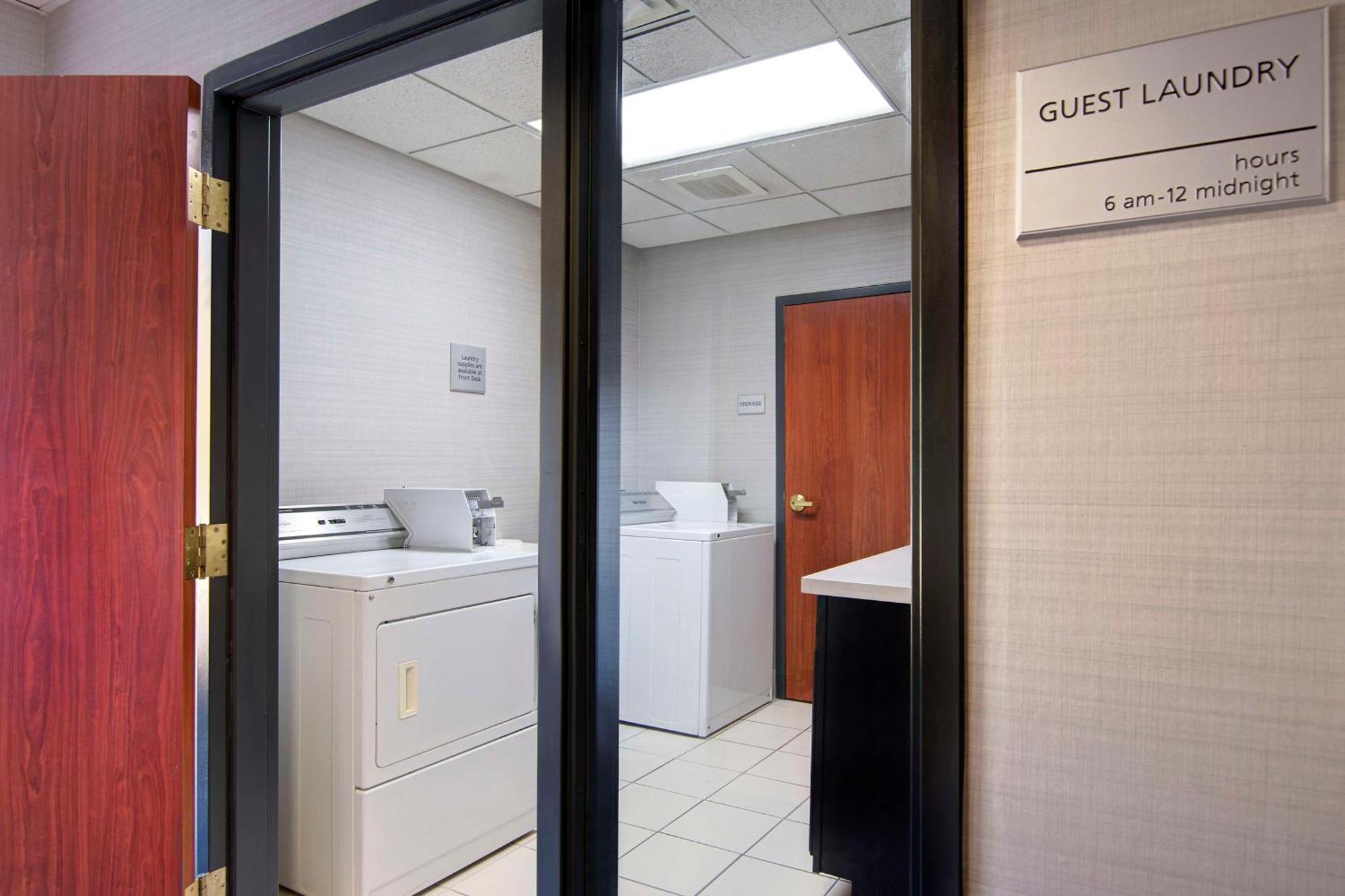 Hampton Inn Fayetteville Esterno foto